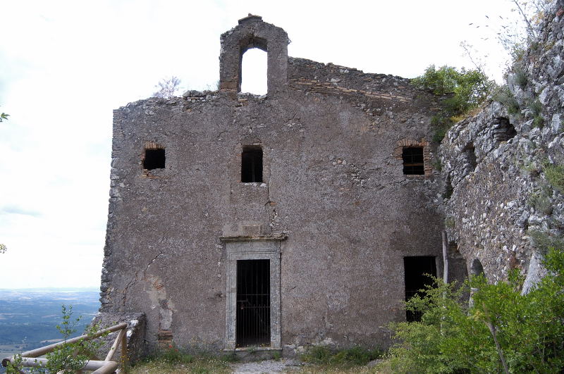 monte soratte e il sentiero degli eremi